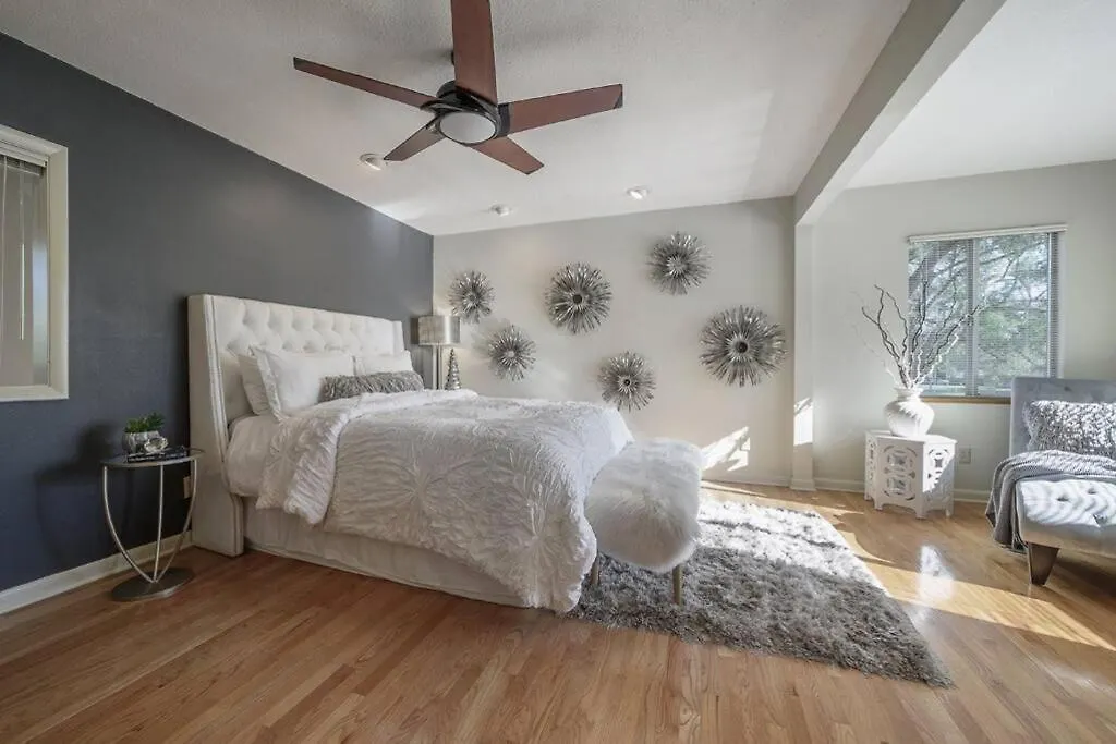 Reel Relaxing Across From River In Huge 24 Foot Swim Spa Tampa Holiday home