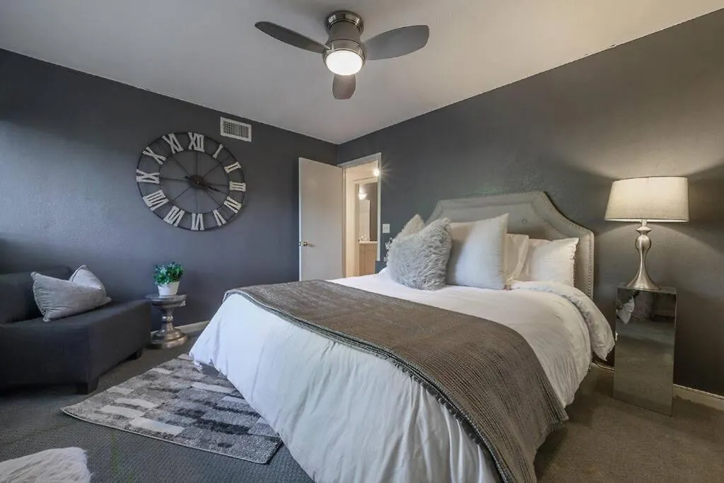 Holiday home Reel Relaxing Across From River In Huge 24 Foot Swim Spa Tampa